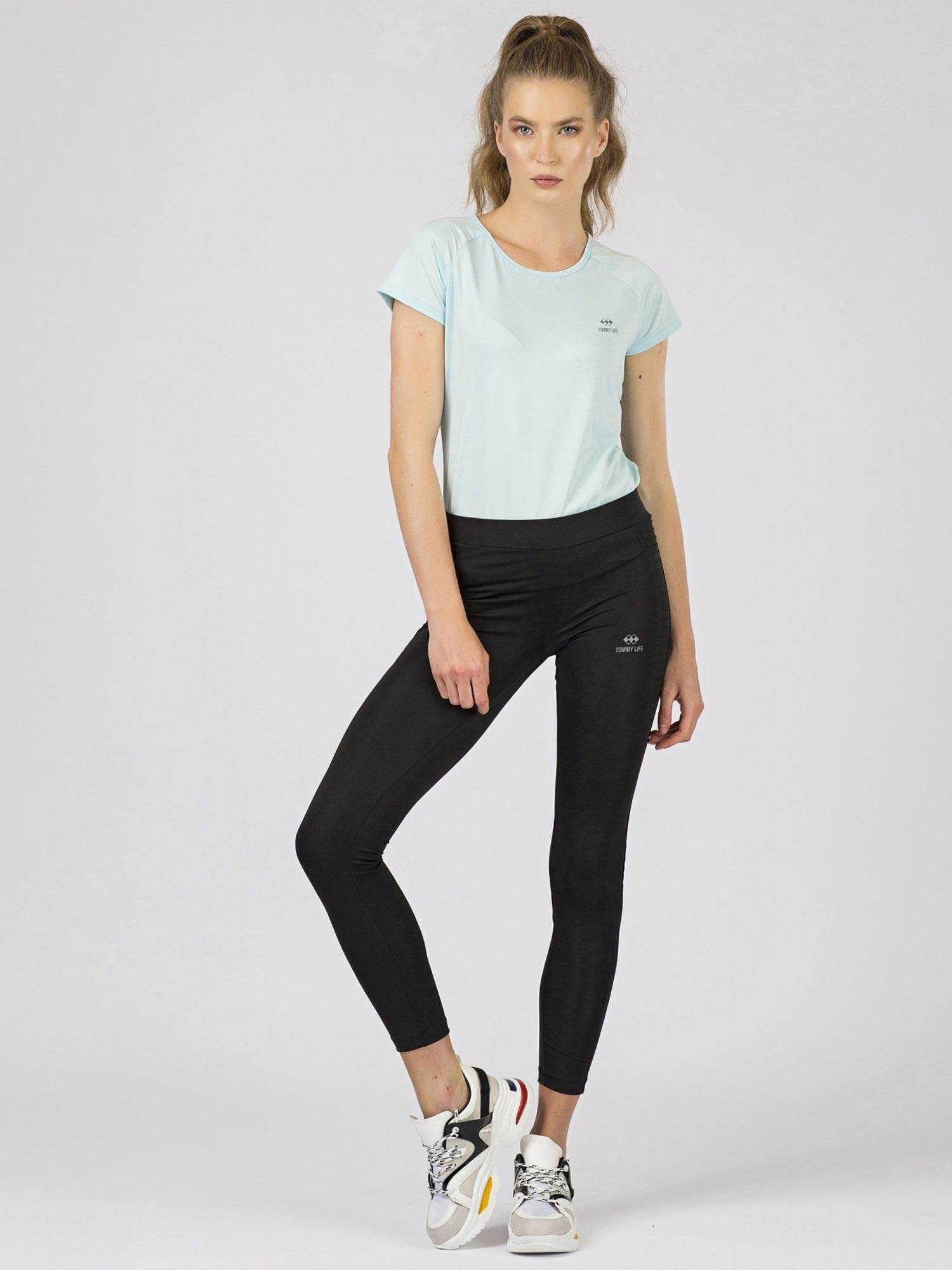 T-shirt Jasny niebieski